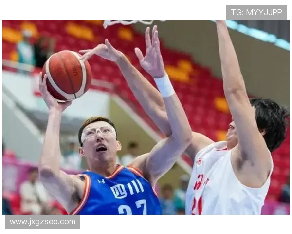 周琦对阵四川高效个人集锦七分钟砍九分两板一断展现统治力